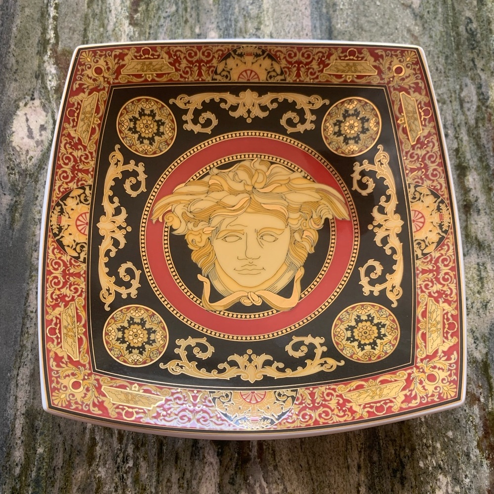 Vintage 2000’s VERSACE Medusa by Rosenthal CANDY DISH 7”/7”Luxurious  &Glamorous